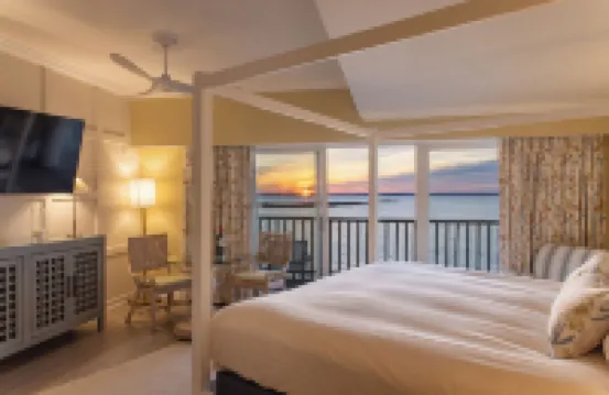 Lighthouse Club Hotel