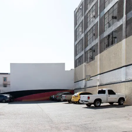 Hotel Allende 104