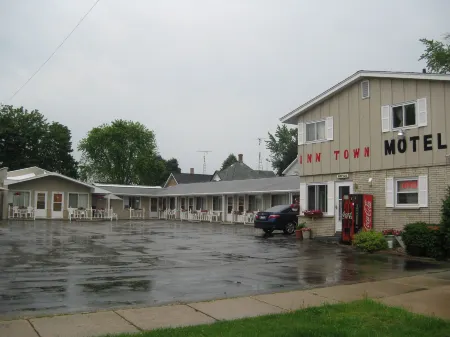 Inn Town Motel