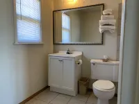 Surrey Motel Hotels in Fall River Township