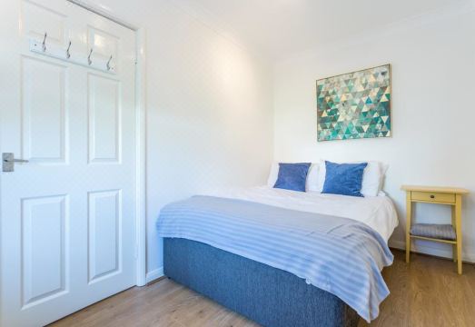 Leigh Apartments - Housity