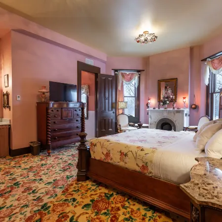 Steele Mansion Inn & Gathering Hub