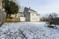 Home Near Skiing & Downtown Worcester