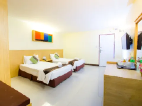 โรงแรม ณ ท่าโรงช้าง โรงแรมในอำเภอ พุนพิน