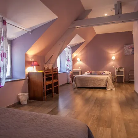 Logis Hotels - Auberge de l'Île - Hôtel 3 étoiles et Restaurant