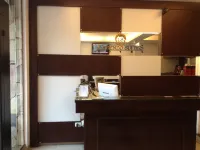 Lorenzo Suites Hotel - 2-Star