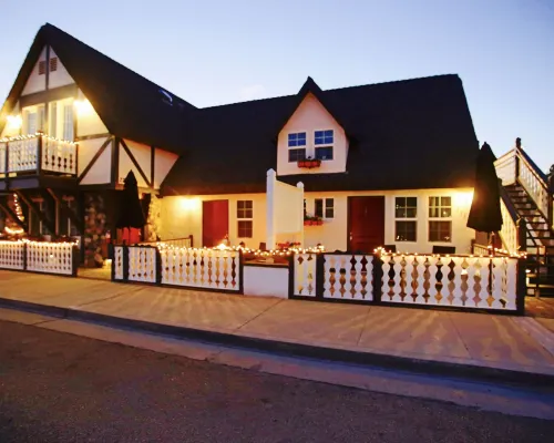 New Haven Inn Exterior Photos