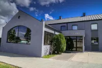 Hotel Martín Gusinde - 3-Star