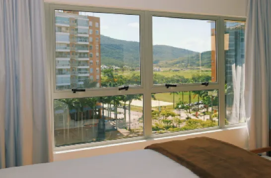 Atrium Studios by Xtay – Estúdios Modernos, Bem Localizados e a 9Min da Arena Opus Hotels in 