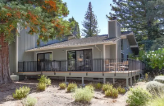 레드어닝의 808 오거스타 서클 3베드룸 집