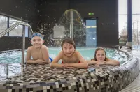 Estonia Medical Spa & Hotel - Kolam Renang