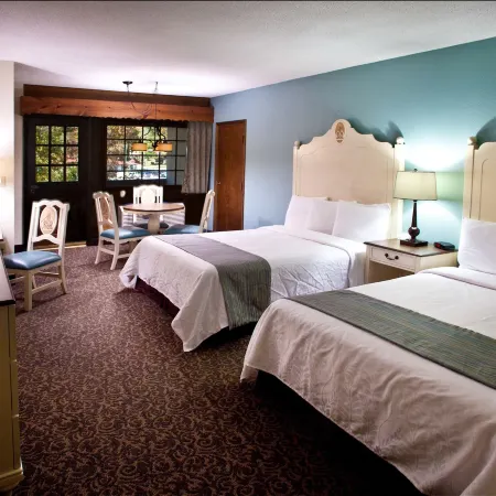 Helendorf River Inn, Suites & Conference Center