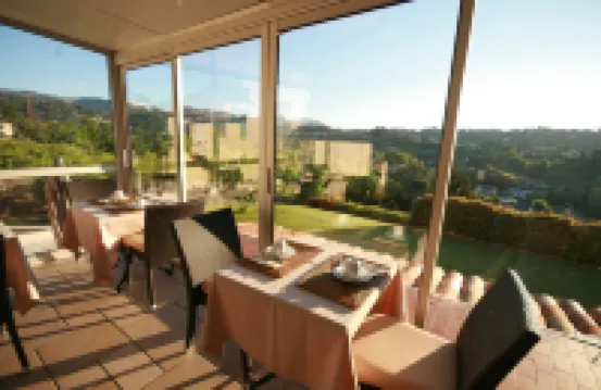 馬克厄利酒店 盧河畔拉科爾酒店