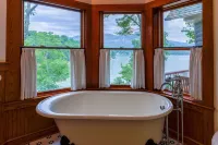 The Lodge on Lake Lure Hotels in Cooper Gap