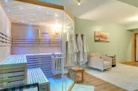 Spacious Old Forge Condo w/ Patio & Fire Pit! - Beach