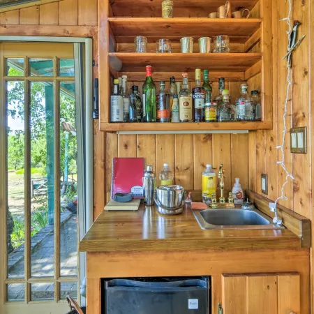 Scenic Lake Almanor Home w/ Mountain Views!