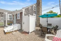 Village of Centerville.Beach Pass.Dog Friendly.1 Mile to Craigville Beach