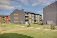 Modern Livingston Condo Near Yellowstone River! - parking