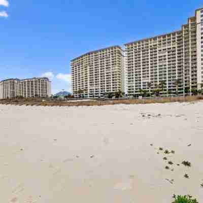 Spacious 3BR Resort Condo Steps From Gulf Beach Hotel Exterior