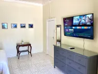 THE IRIE INN APT #2