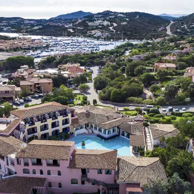 Colonna Park Hotel Hotels near Romazzino Beach