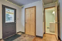 Alaskan Retreat Near Matanuska Glacier and River! Hotel a Glacier View