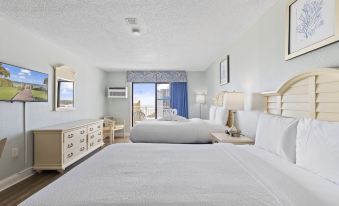 SeaMist Driftwood Vacation Studio with Balcony