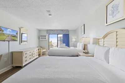 SeaMist Driftwood Vacation Studio with Balcony