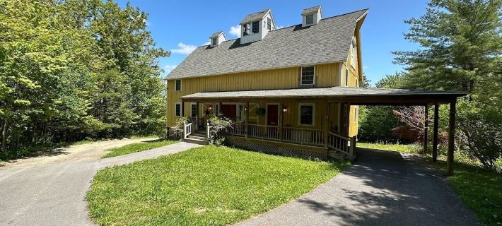 Yellow Barn Estate Hotels in Tompkins County