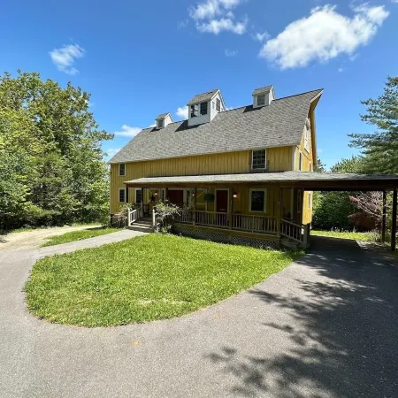 Yellow Barn Estate