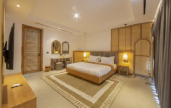 Suites5 Hotel