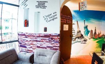 Blondys House