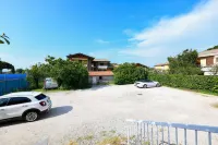 Best Western Hotel Arya - 駐車場