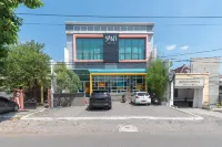 Sans Hotel Good Wish Semarang Hotel dekat AWANNCOSTA