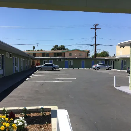 Town House Motel