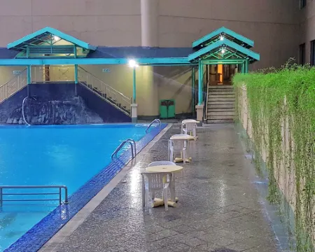 Tunjungan Hotel Hotels in Tegalsari