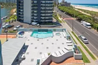 The Waterford on Main Beach - Ocean View