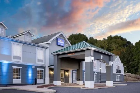 Baymont by Wyndham Budd Lake Отели в г. Ledgewood