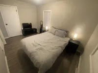 Ultimate Game House with Pool & Foosball Table Hotels in Rockford