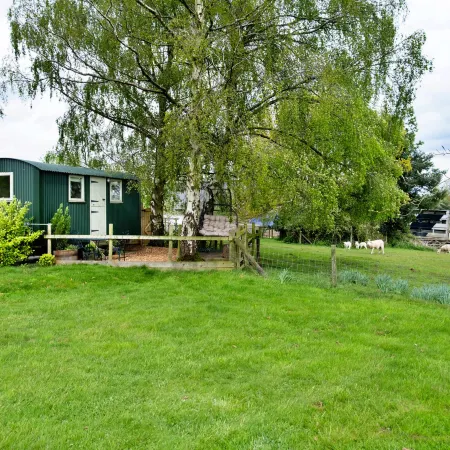 Hay and Hedgerow Glamping