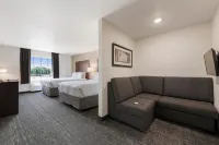 Cobblestone Hotel & Suites-Bellefontaine
