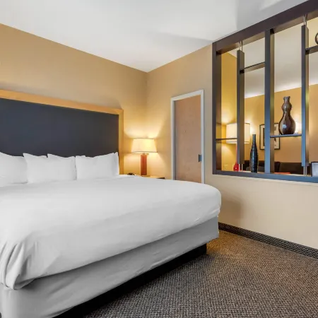 Cambria Hotel Akron - Canton Airport