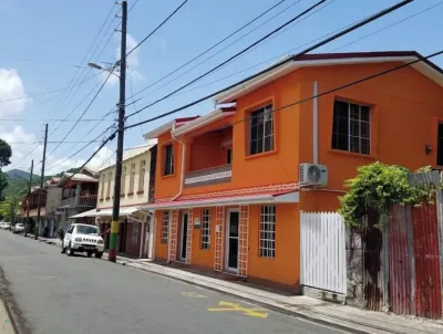 Very Clean1 Bedroom Seaview Apartment in Gouyave, Grenada Hotel di 