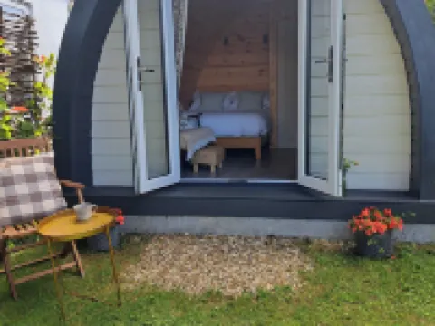 Beautiful and Cosy Pod Saintives Hotels in St Ives