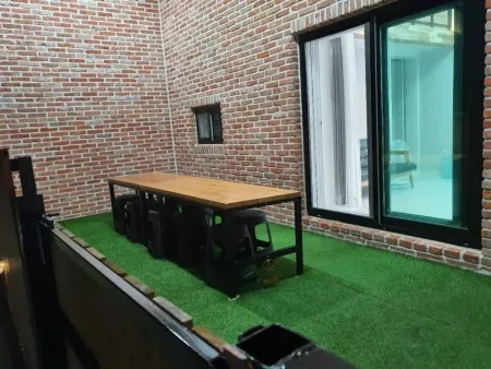 Wanju Del Luna Pension (Hanok Village)