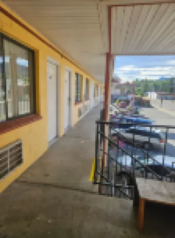 Camaray Motel