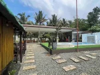 Serene Farmhouse Retreat in Alfonso, Cavite - Perfect for Family Getaways Hotels in Alfonso