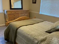 Spacious 4-bedroom house in beautiful Hernando Beach with WiFi, pool, sleeps 8 Hotels in Hernando Beach