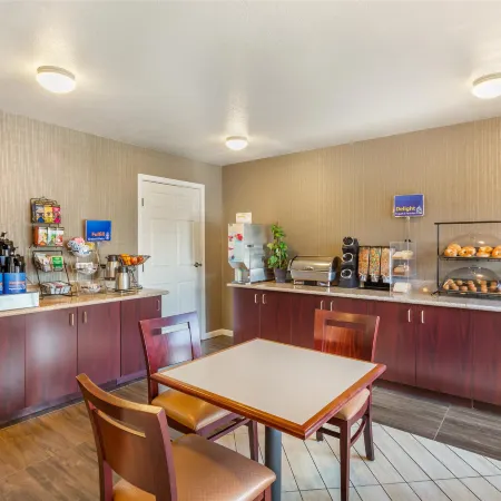 Best Western Luxury Inn