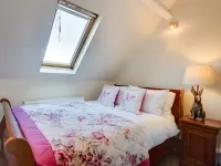 Carnegie Library Shakespeare Apartment 3 bed Hotels in Rotherham District